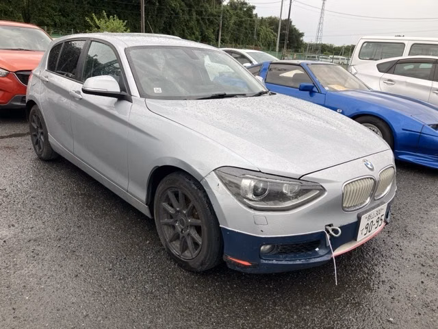 BMW 1-SERIES