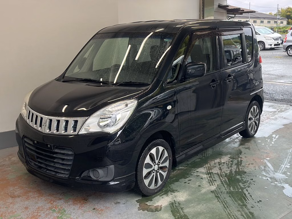 MITSUBISHI DELICA D:2