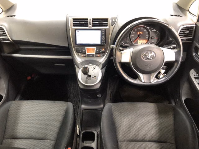 TOYOTA RACTIS