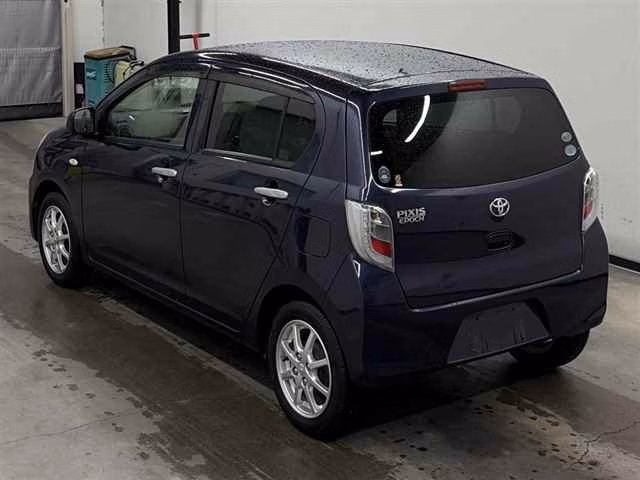 TOYOTA PIXIS EPOCH