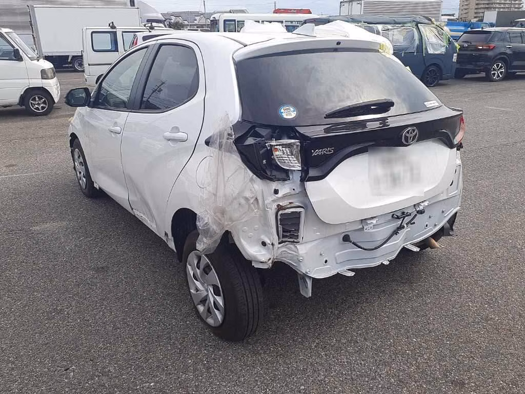 TOYOTA YARIS