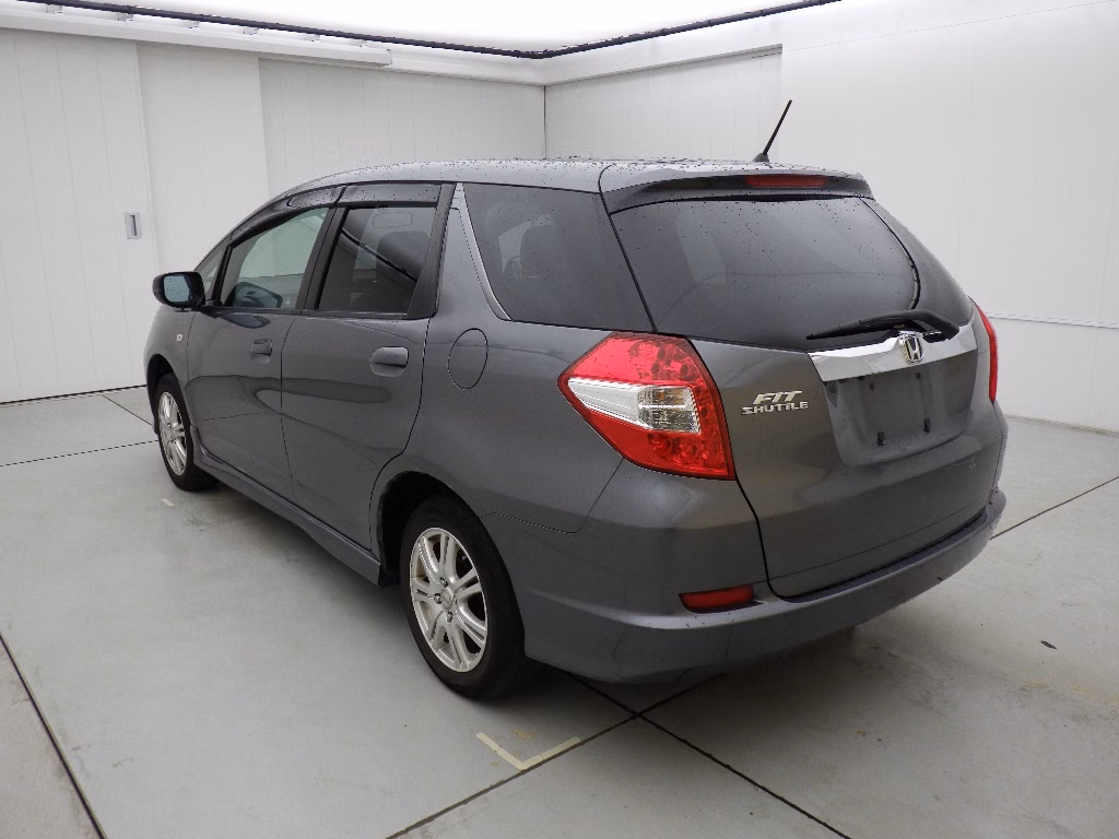 HONDA FIT SHUTTLE
