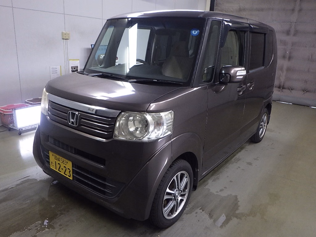 HONDA N-BOX