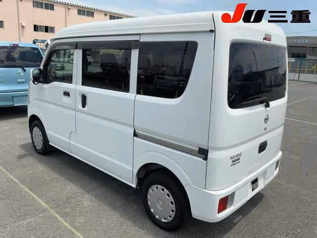 NISSAN NV100 CLIPPER