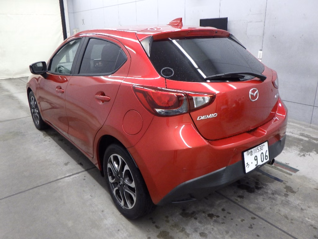 MAZDA DEMIO