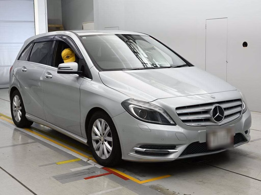 MERCEDES-BENZ B-CLASS
