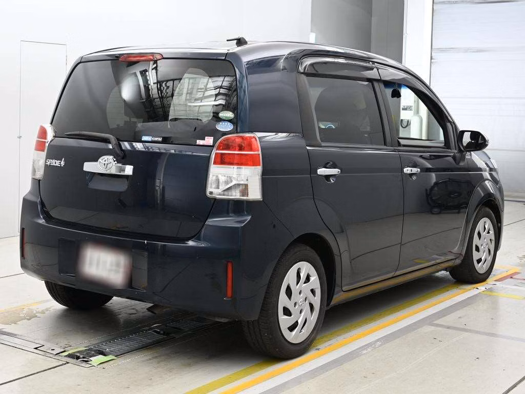 TOYOTA SPADE