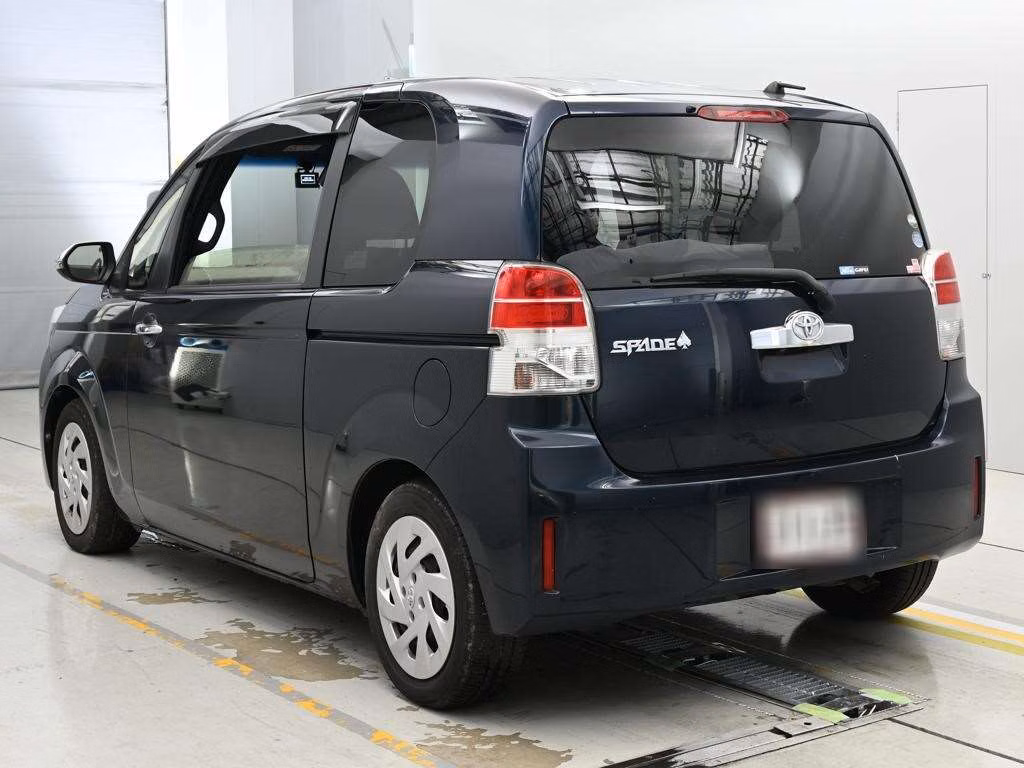 TOYOTA SPADE