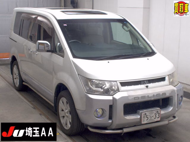 MITSUBISHI DELICA D:5