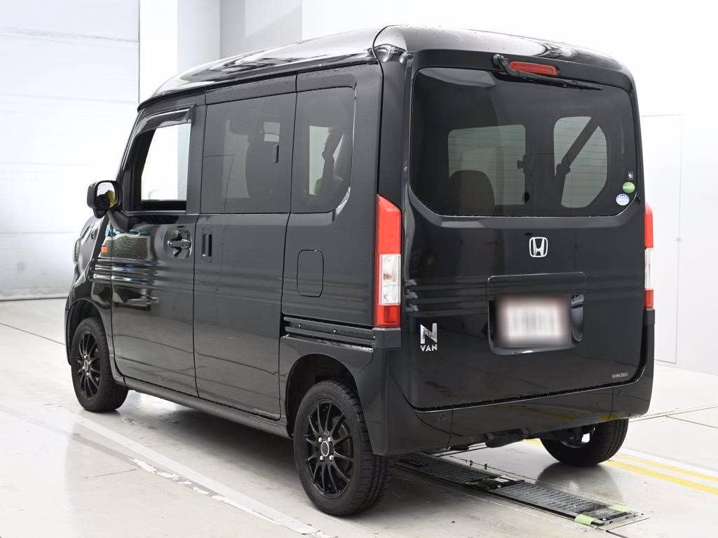 HONDA N-VAN