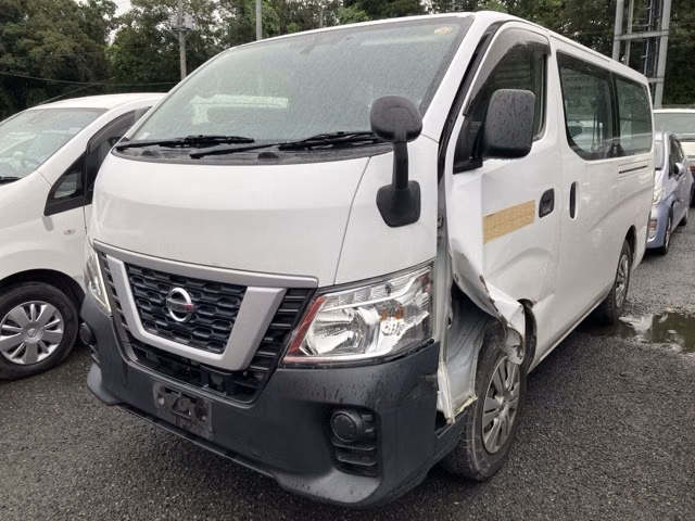 NISSAN NV350 CARAVAN