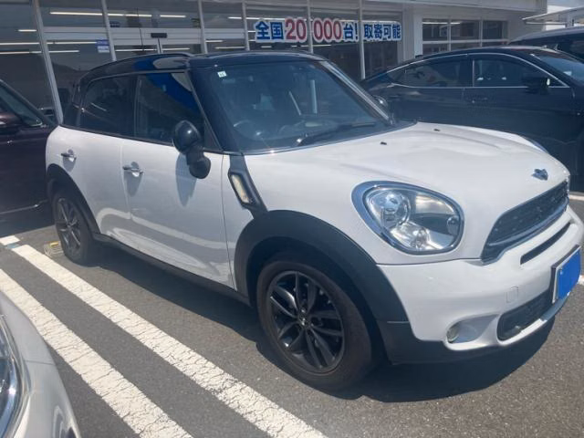 MINI CROSSOVER