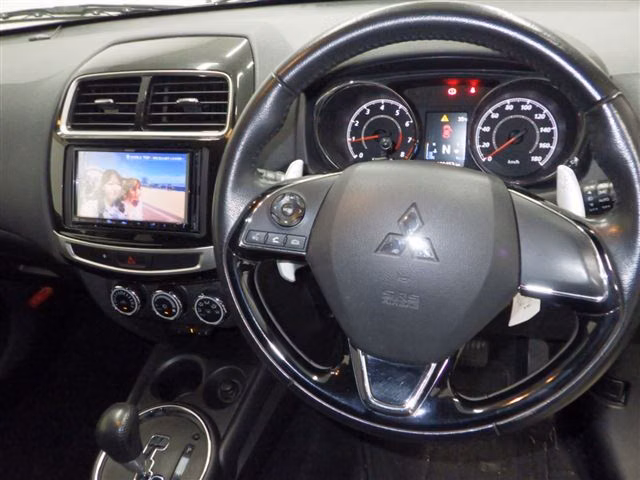 MITSUBISHI RVR