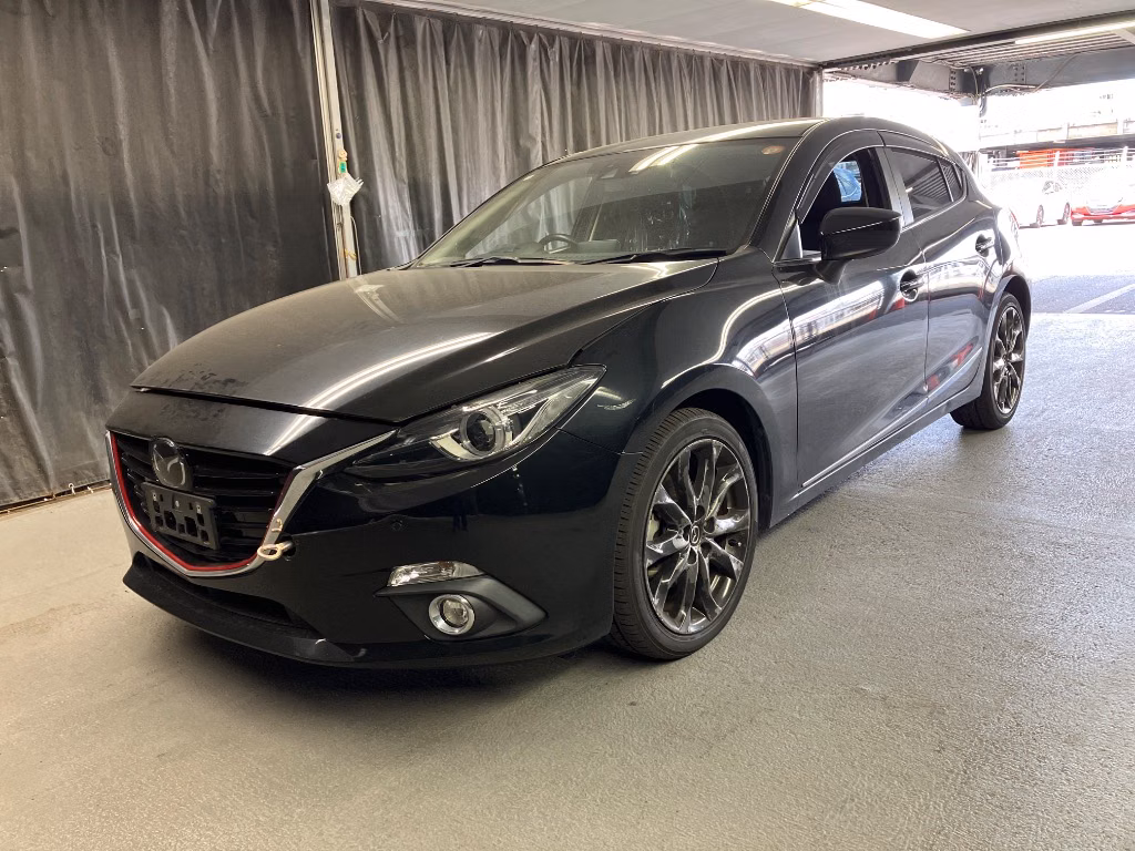 MAZDA AXELA
