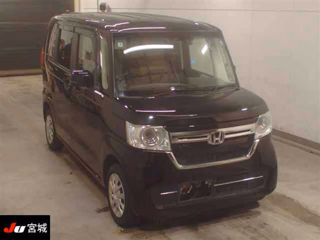 HONDA N-BOX