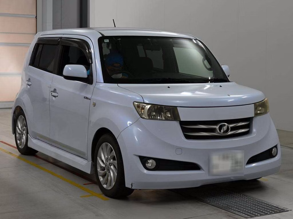 TOYOTA BB