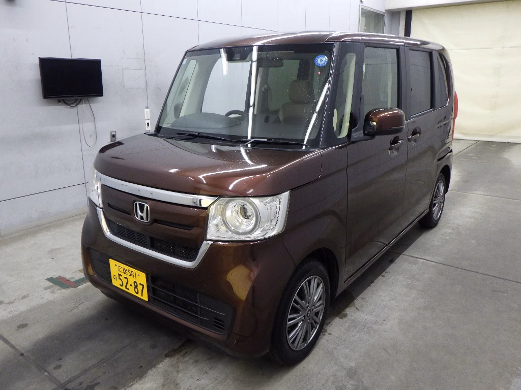 HONDA N-BOX