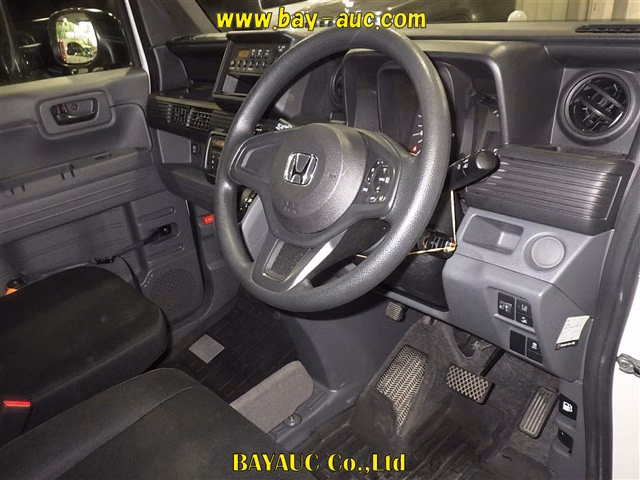 HONDA N-VAN