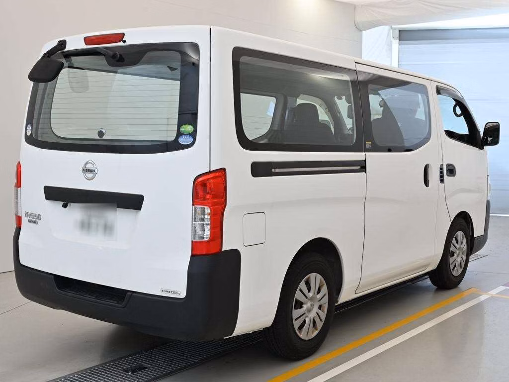 NISSAN NV350 CARAVAN