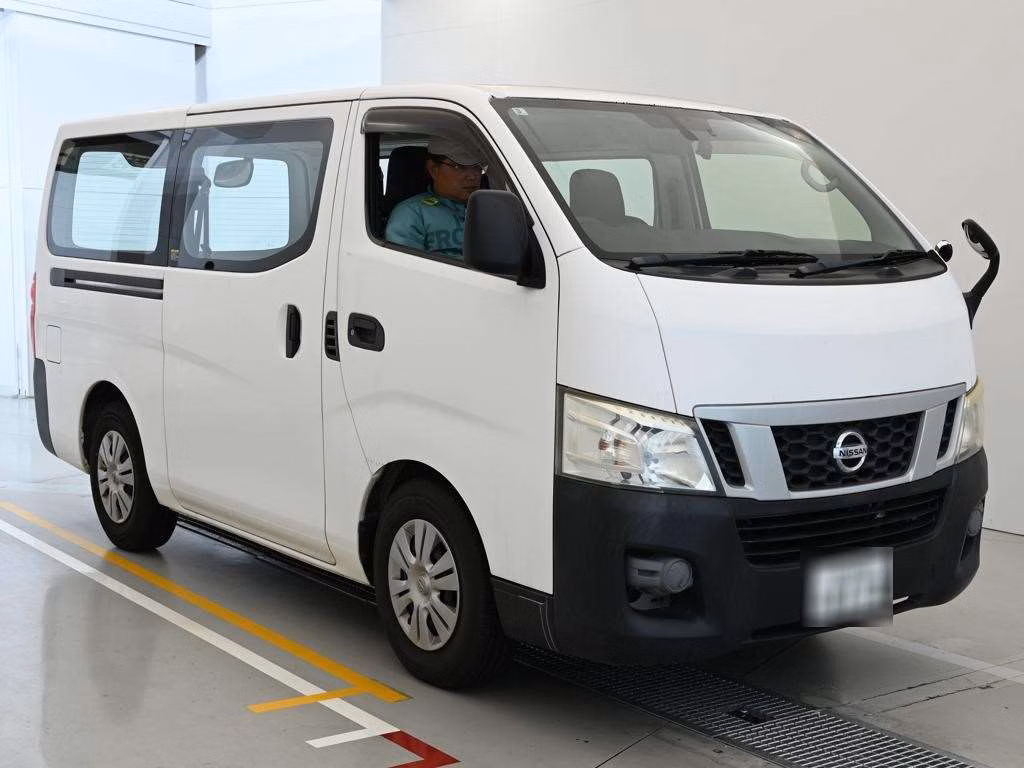 NISSAN NV350 CARAVAN