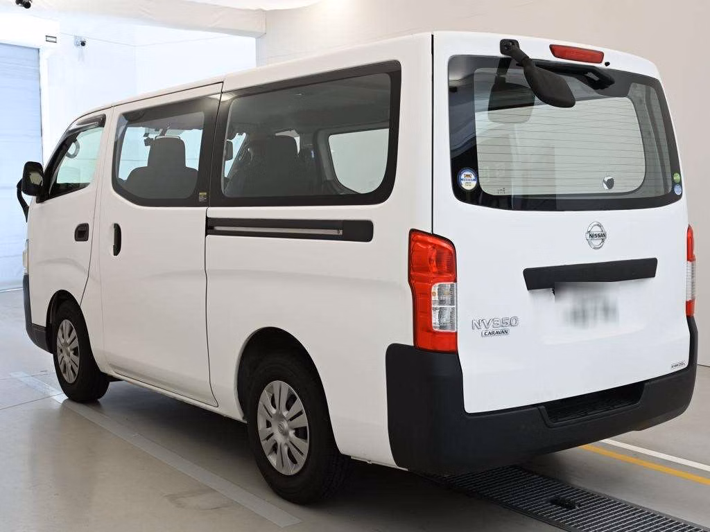 NISSAN NV350 CARAVAN