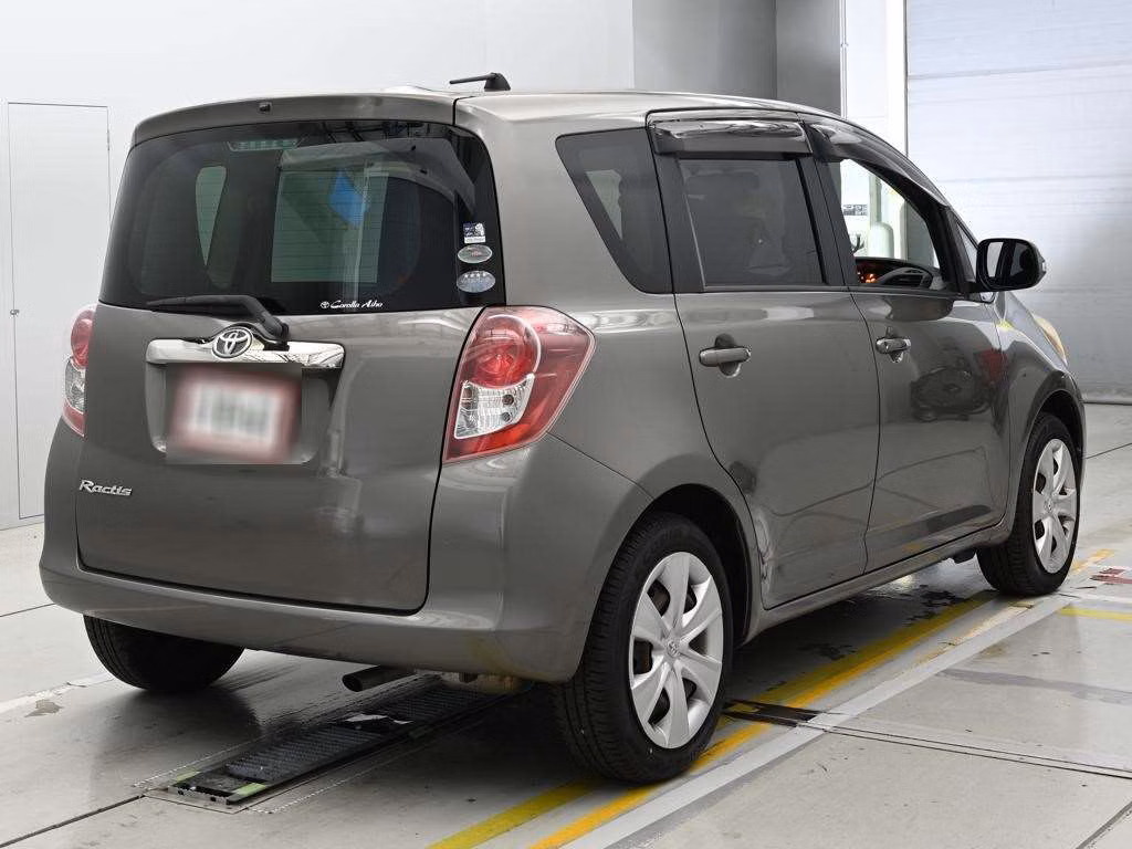TOYOTA RACTIS