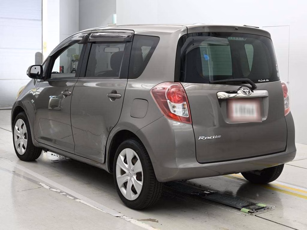 TOYOTA RACTIS