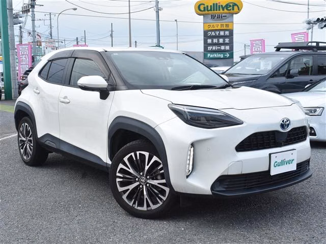 TOYOTA YARIS CROSS