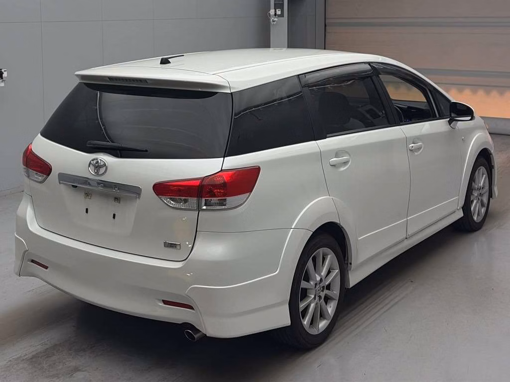 TOYOTA WISH