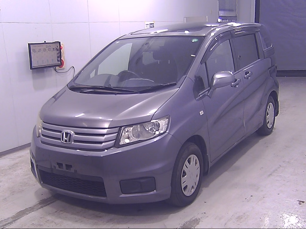 HONDA FREED SPIKE