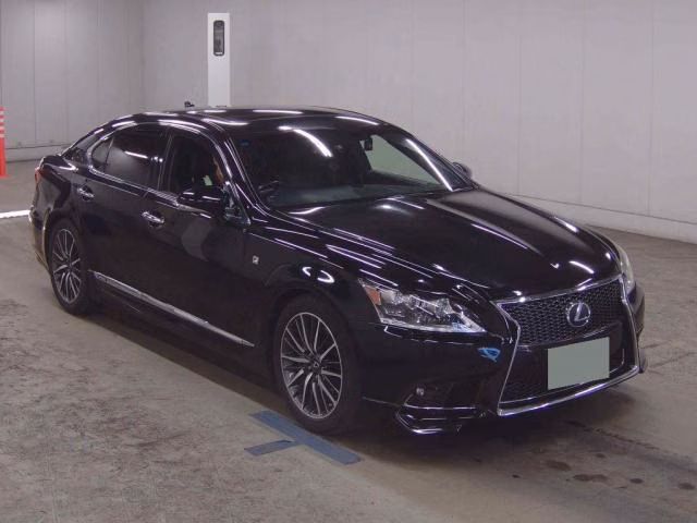Lexus LS600h