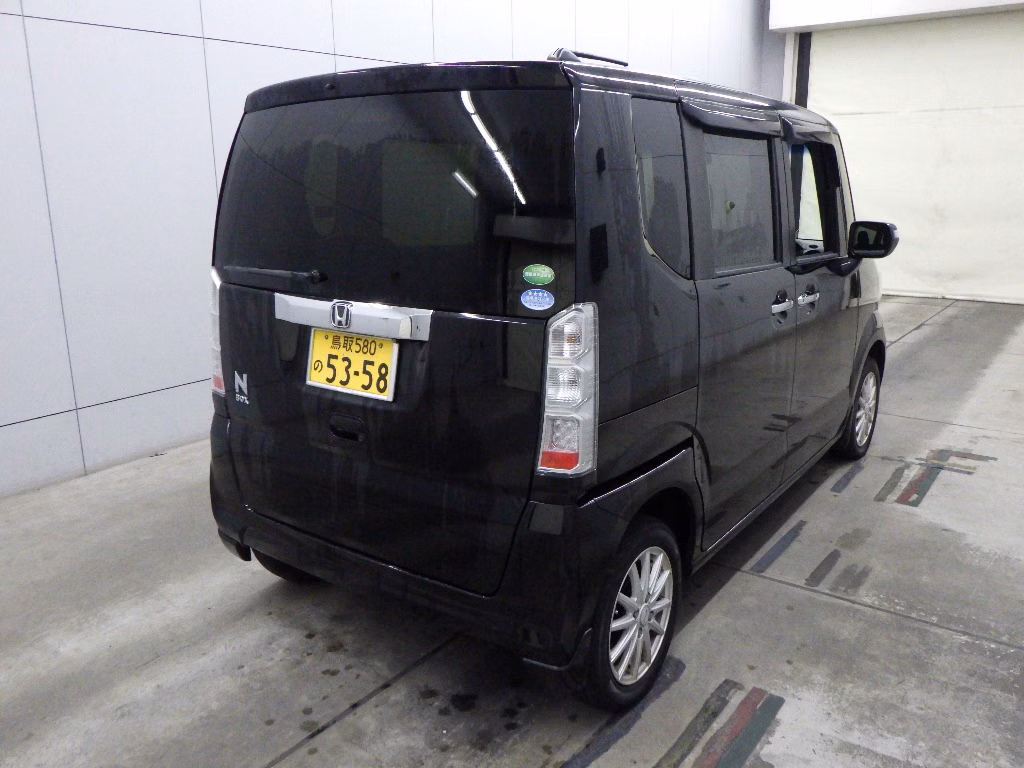 HONDA N-BOX