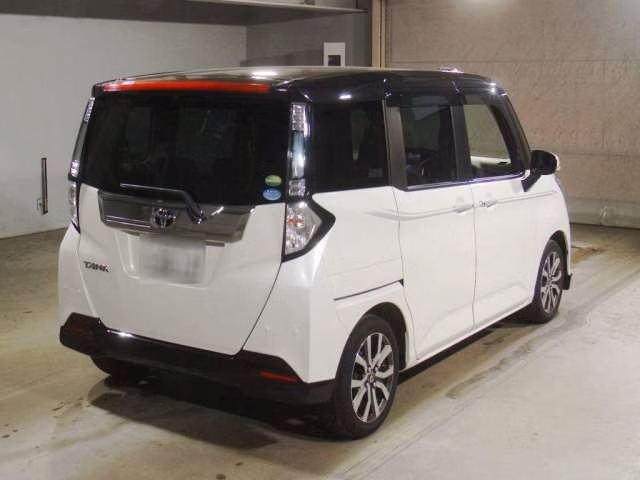 TOYOTA TANK