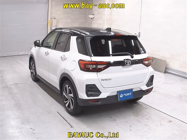 TOYOTA RAIZE