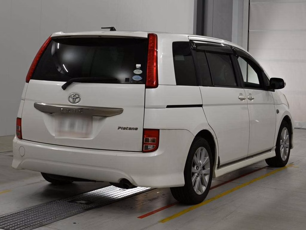 TOYOTA ISIS