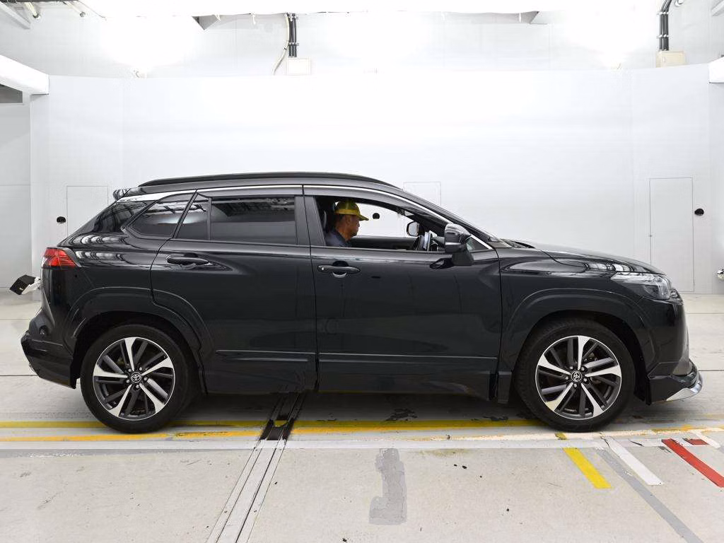 TOYOTA COROLLA CROSS