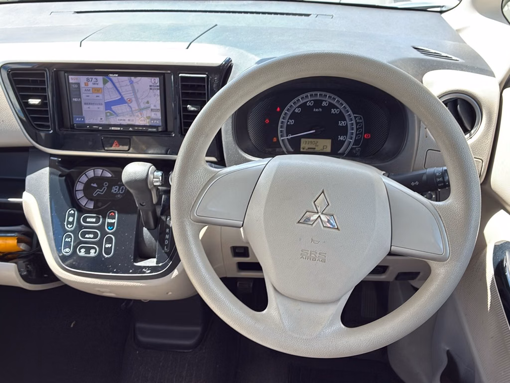 MITSUBISHI EK SPACE