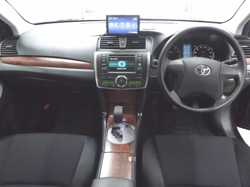 TOYOTA PREMIO