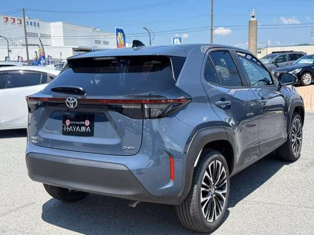 TOYOTA YARIS CROSS
