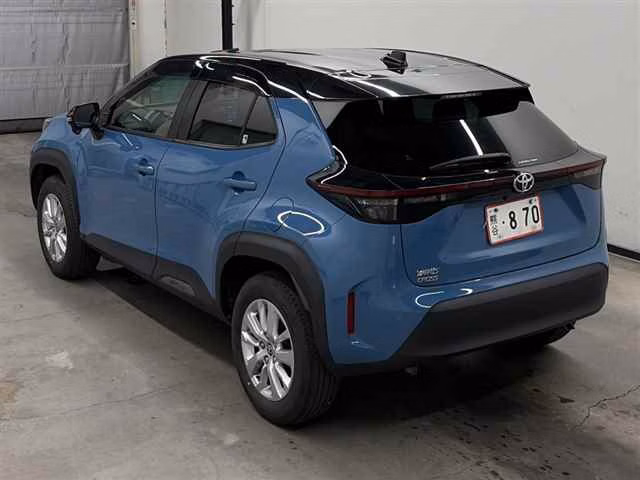 TOYOTA YARIS CROSS