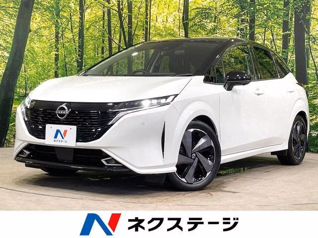 Nissan Aura