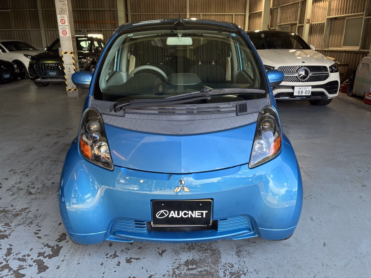 MITSUBISHI I