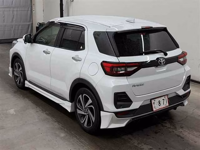 TOYOTA RAIZE
