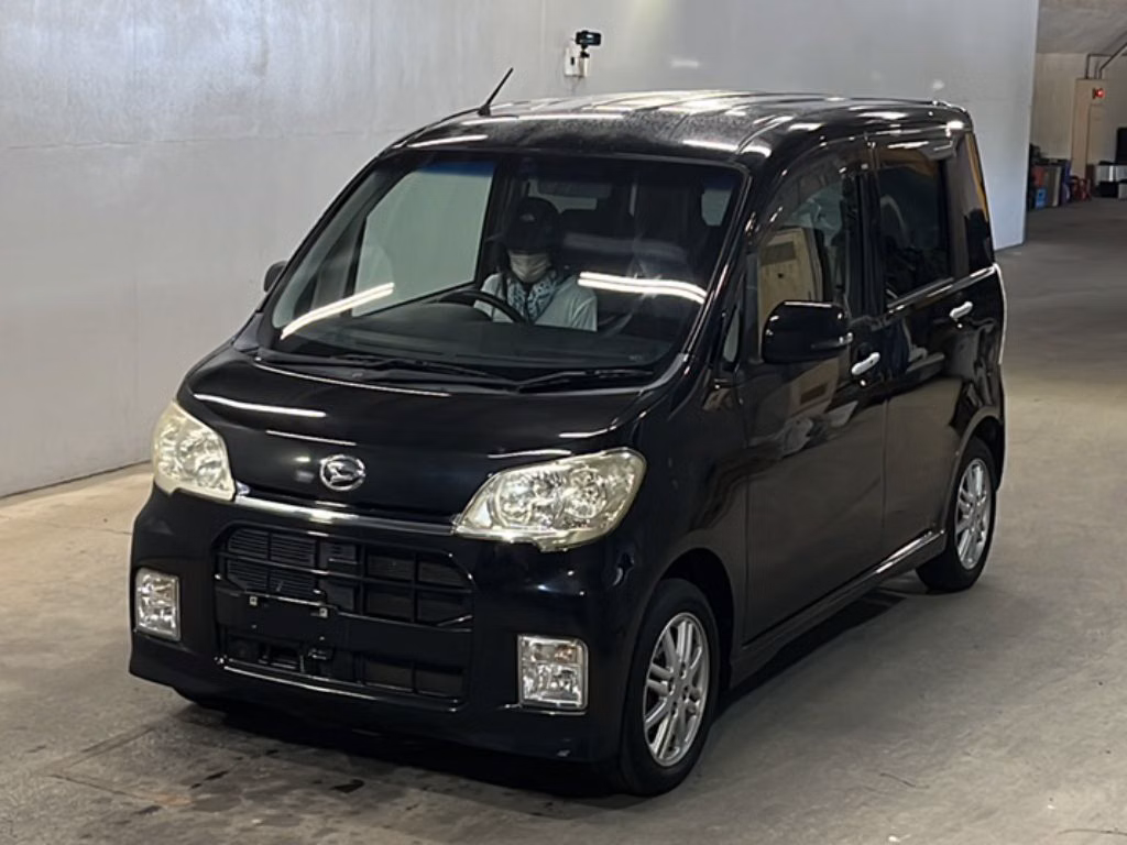 DAIHATSU TANTO EXE