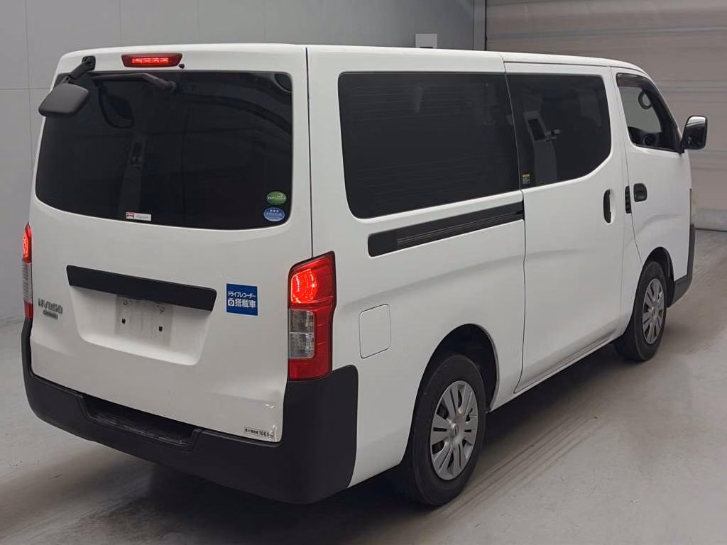 NISSAN NV350 CARAVAN