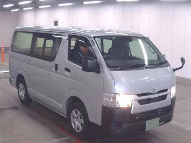 Toyota Regius Ace
