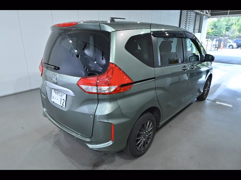 HONDA FREED+