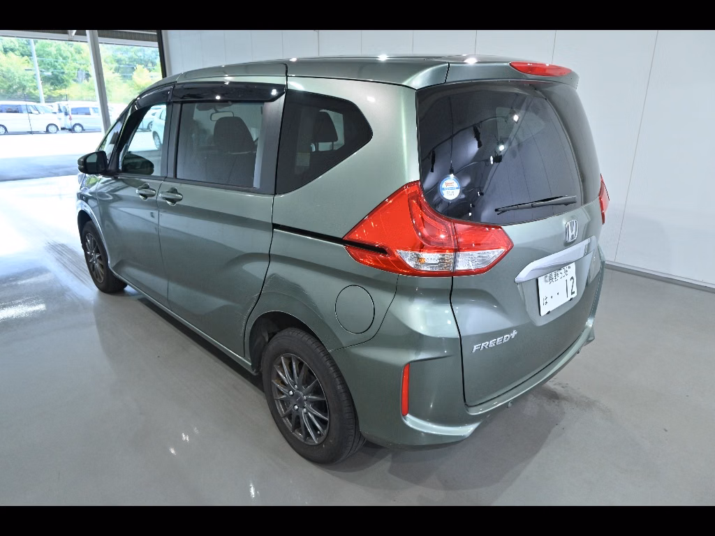 HONDA FREED+