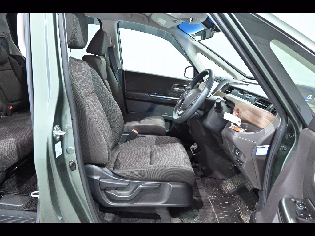 HONDA FREED+