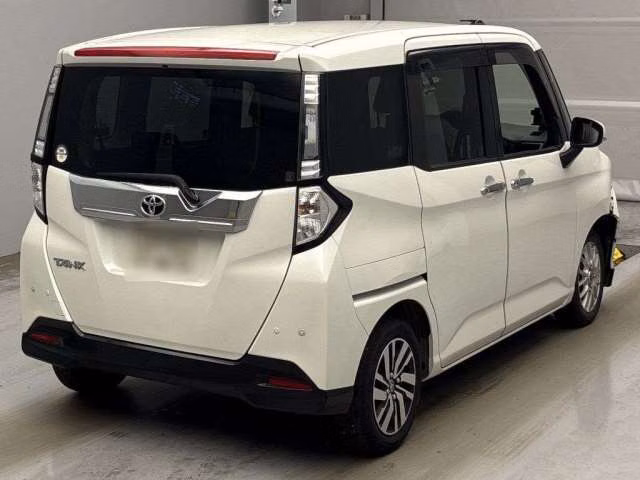TOYOTA TANK
